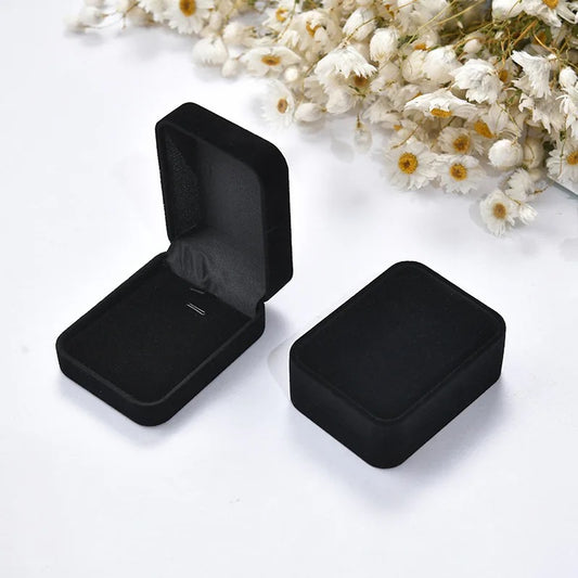 Necklace box
