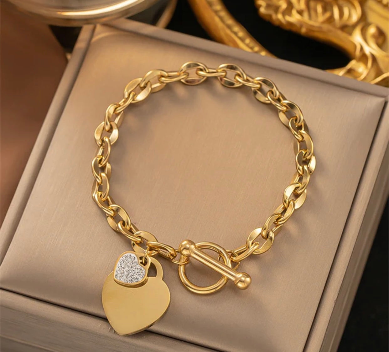 Affectionate Link Bracelet